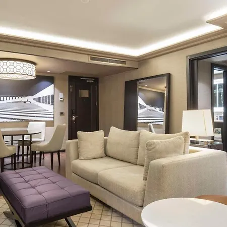 Hiltonsa Отель 5*