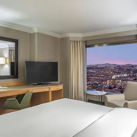 Отель Hiltonsa 5*